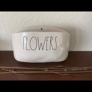 🌺 RAE DUNN FLOWERS Hanging Wall Planter🌺